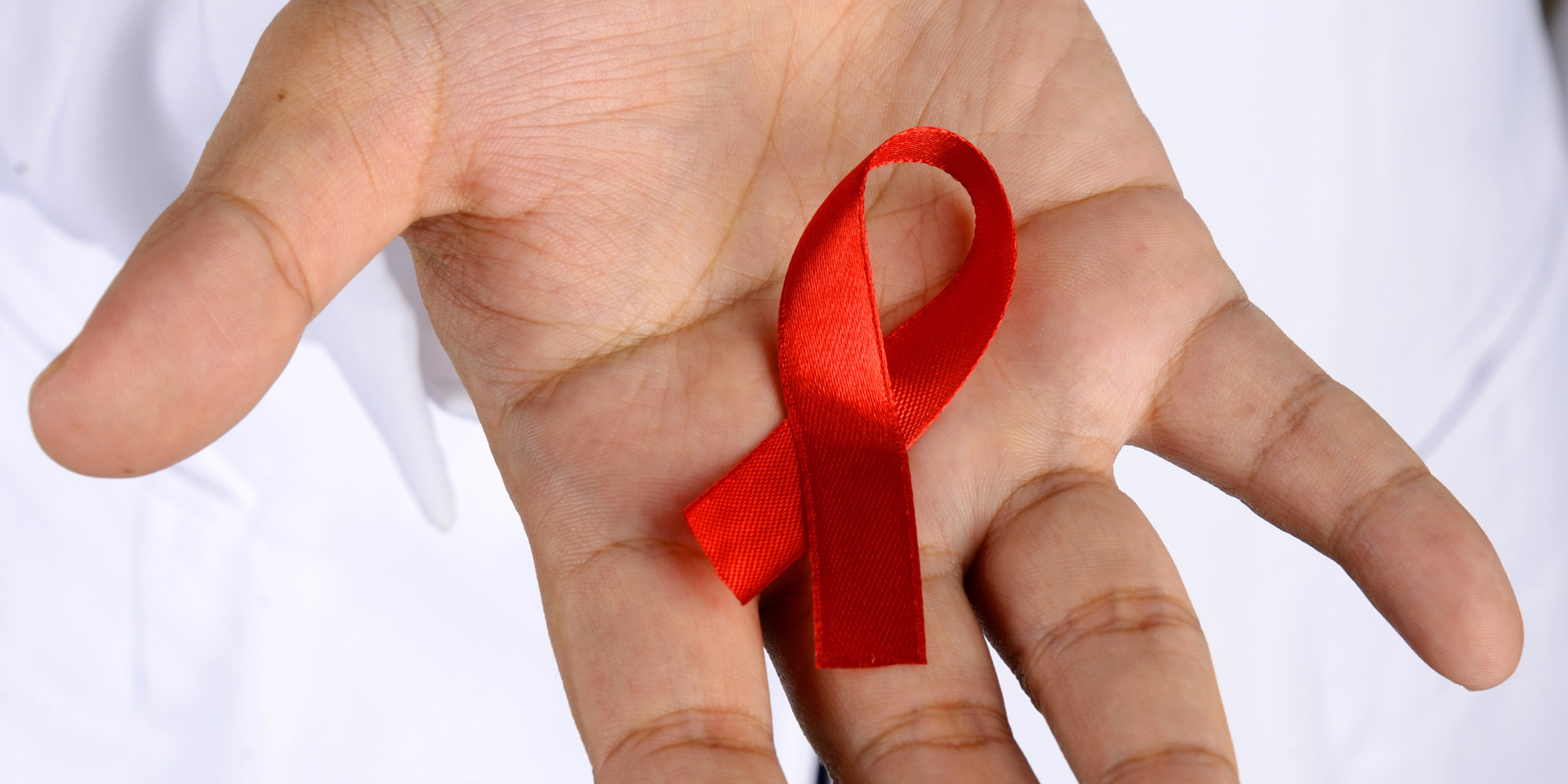 Estigma e preconceito dificultam enfrentamento do HIV, diz defensora pública