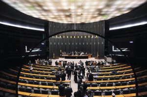O Congresso Nacional se reúne para votar o relatório final do projeto de Lei de Diretrizes Orçamentárias (LDO) para 2012. Geral do plenário.